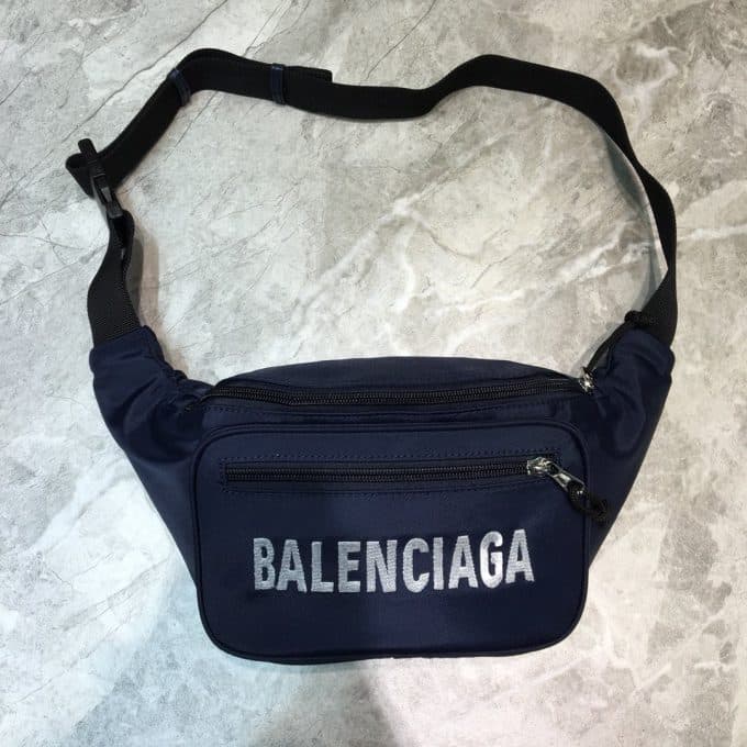 高品質 バレンシアガバッグコピー 定番人気2021新品 BALENCIAGA 男女兼用 ボディバッグ