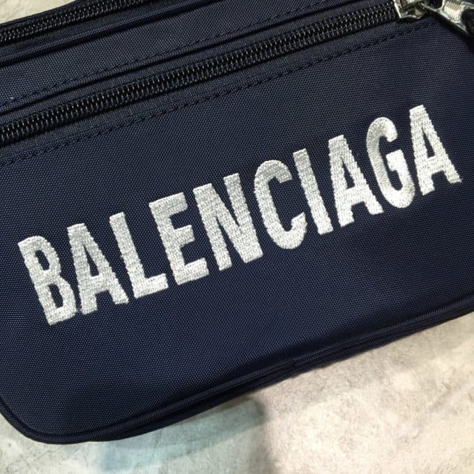 高品質 バレンシアガバッグコピー 定番人気2021新品 BALENCIAGA 男女兼用 ボディバッグ - 画像 (4)